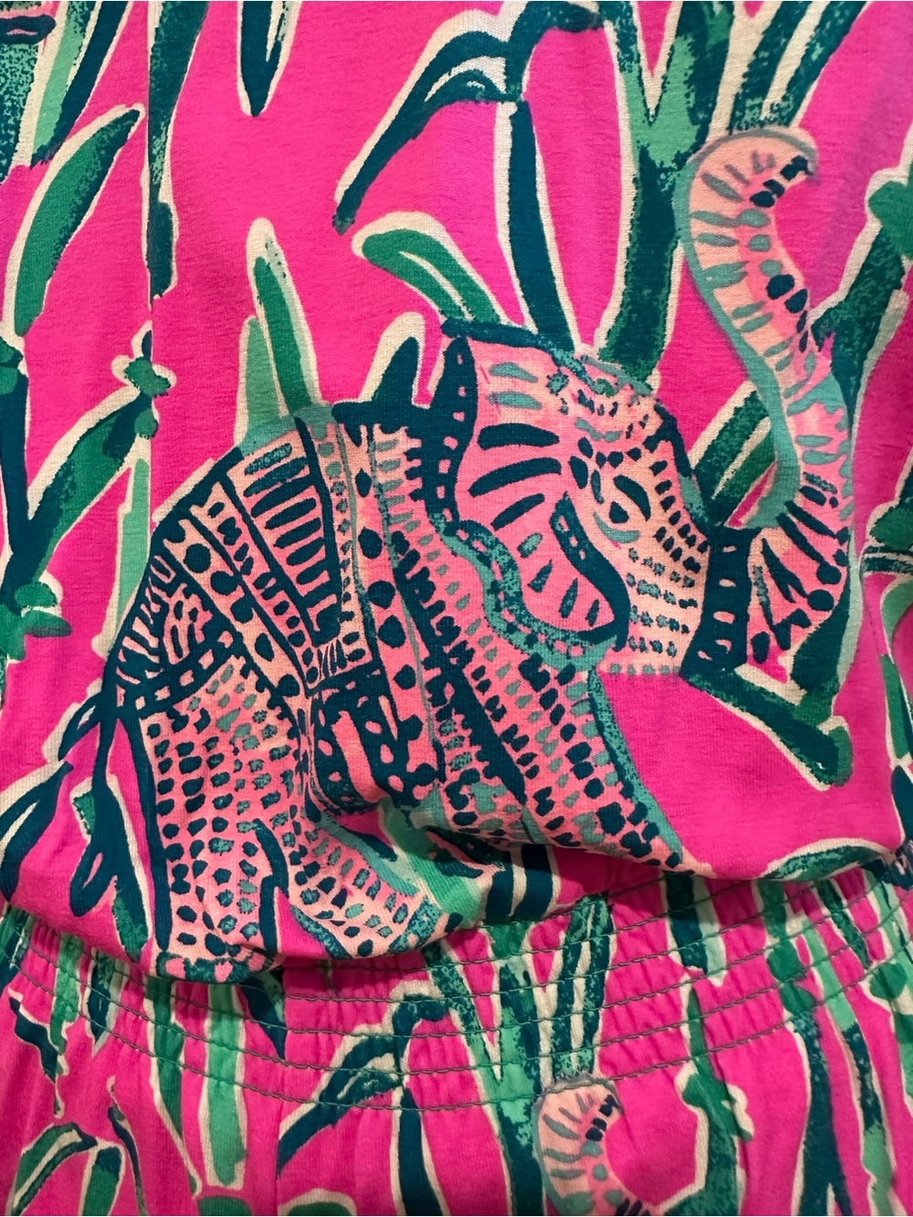 Lilly Pulitzer Pink Off Shoulder Ruffle Romper Bubblegum Pink Elephant Print  M - Picture 6 of 9